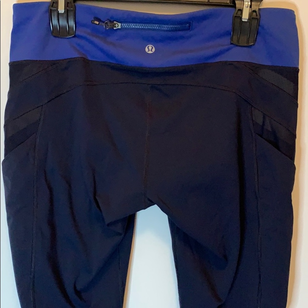 Lululemon Illumina Capri size 10 - Picture 6 of 9